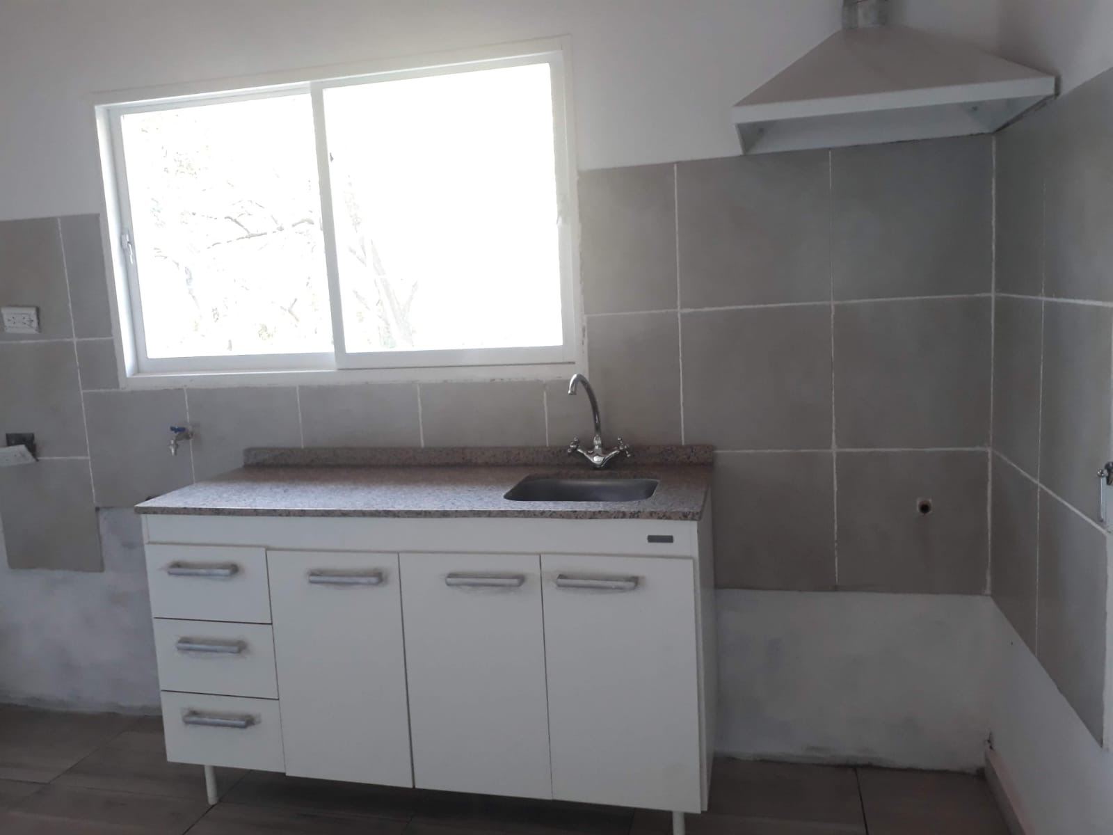 Cocina de la casa en barrio El Golf